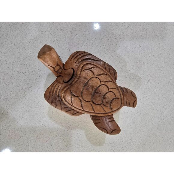 Wooden Turtle Puzzle with a hidden box - Picture 1 of 4